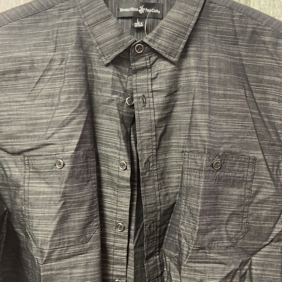 - Brand new with out tags men’s button down shirt. - Picture 3 of 7